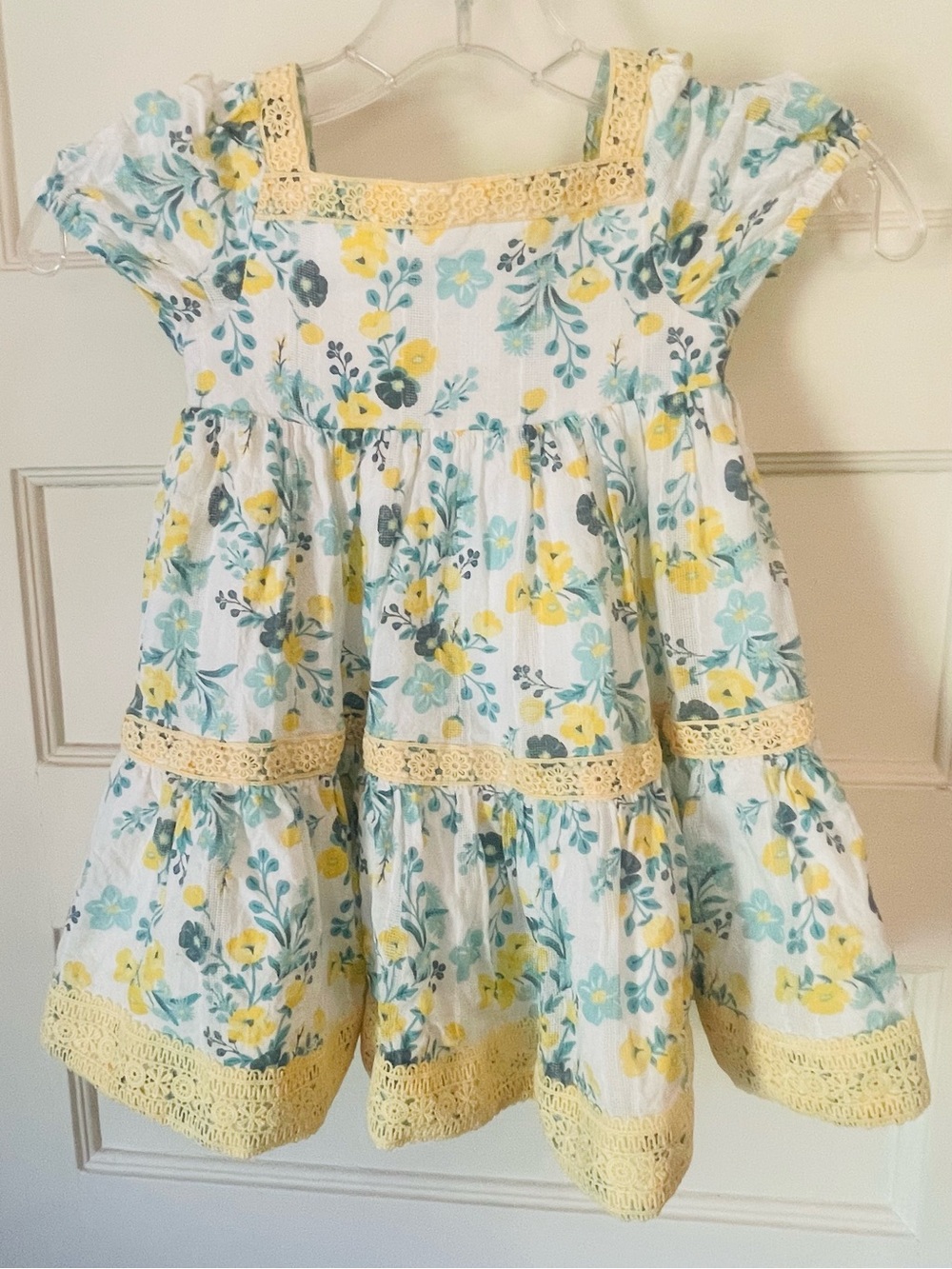Joie Girls 3T Special Occasion Summer Floral Lace Dress. great condition